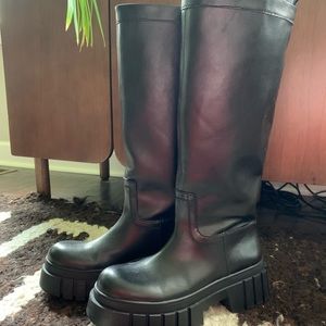 Zara Low Heel High Shaft Treaded Sole Boots